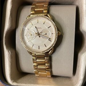 Fossil watch • analog • Brand NEW • in the box • never used • gold